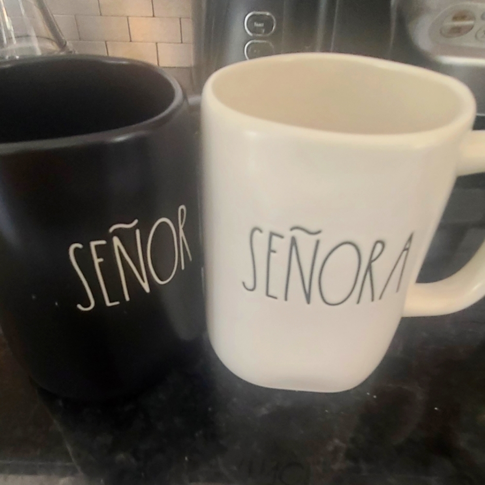 Rae dunn senora and senor mugs